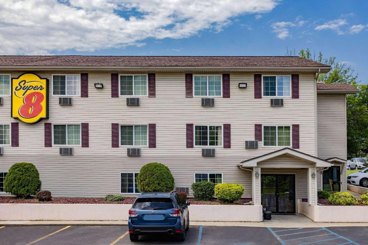 Super 8 By Wyndham Johnstown/Gloversville מראה חיצוני תמונה