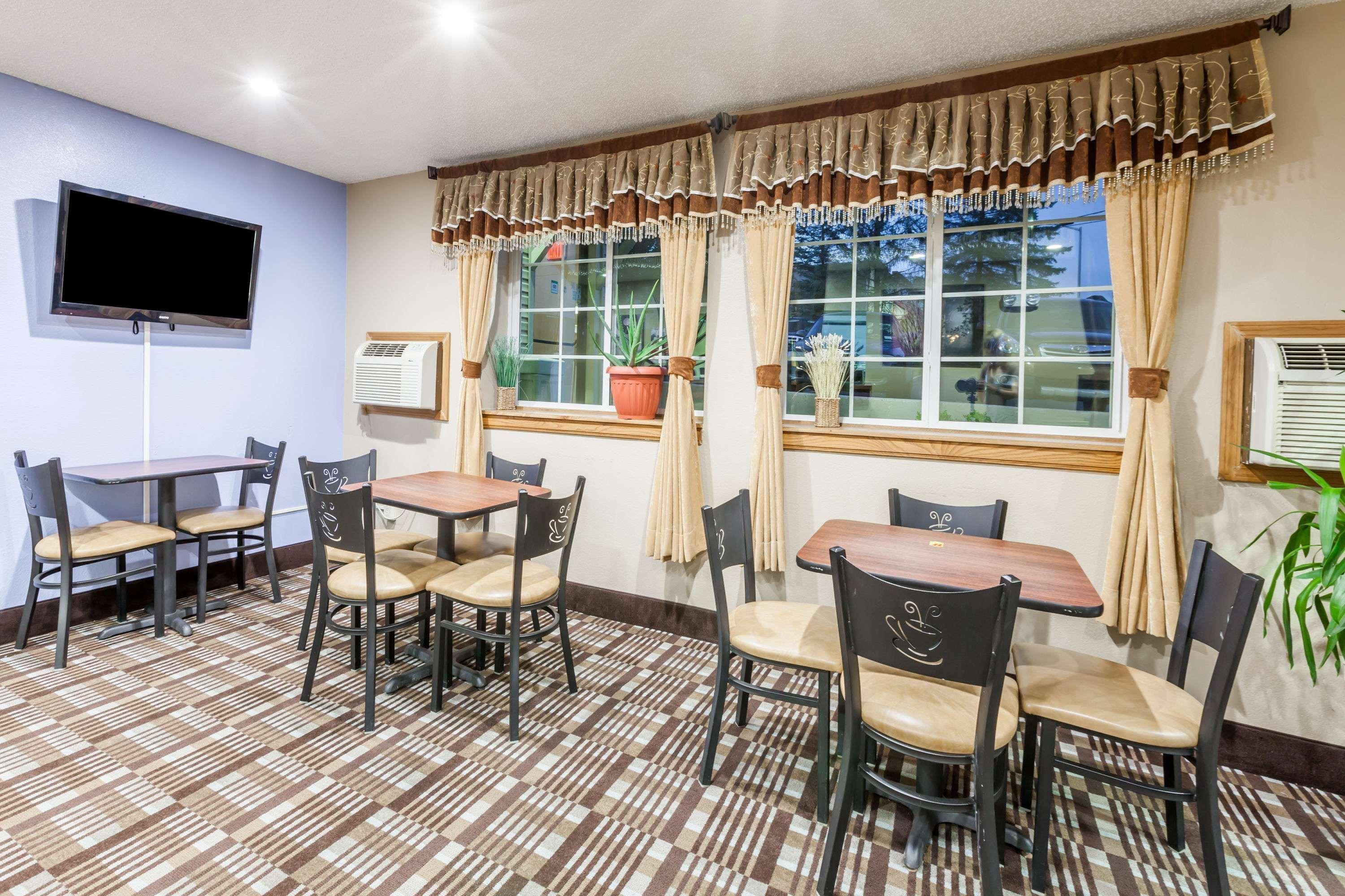 Super 8 By Wyndham Johnstown/Gloversville מראה חיצוני תמונה