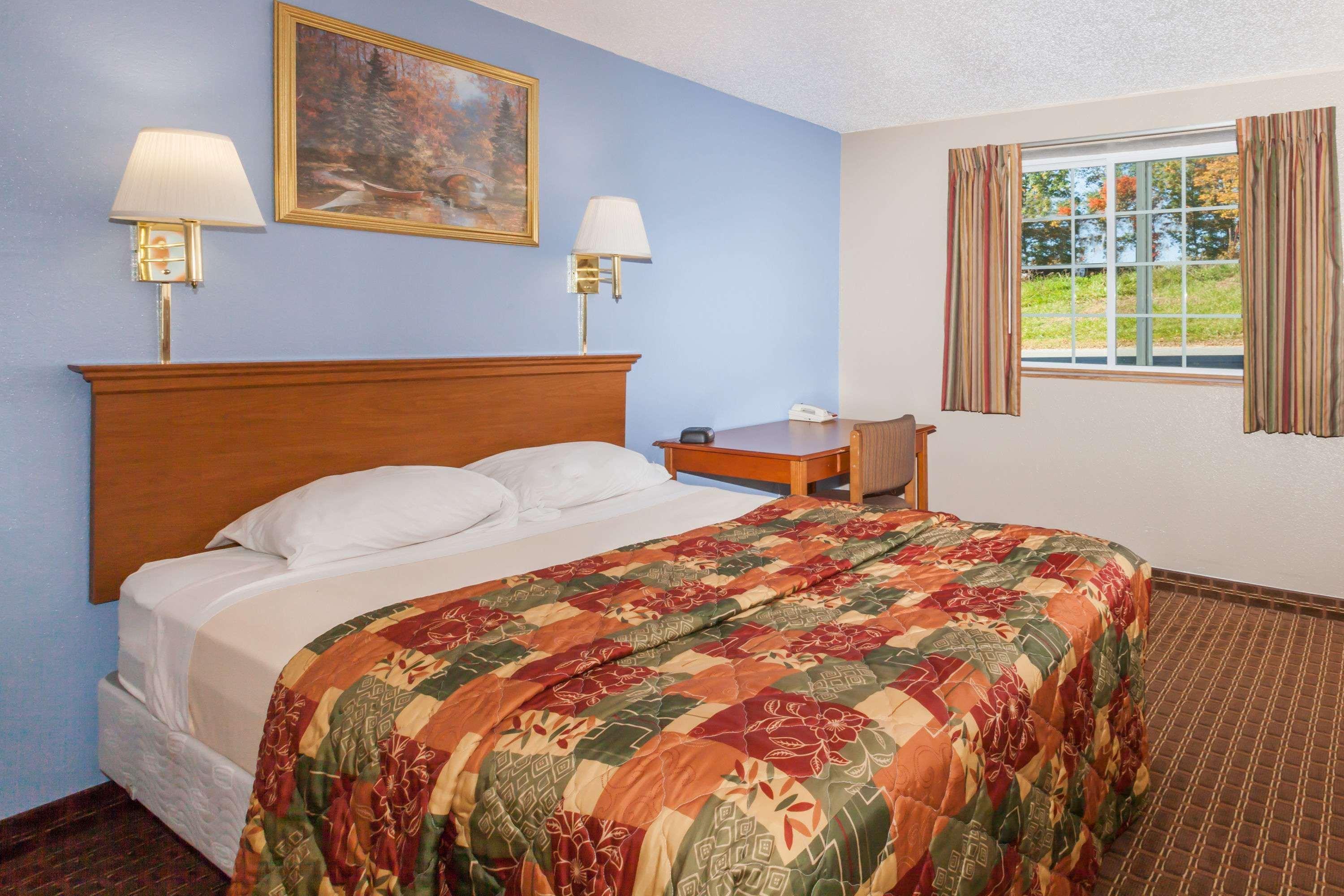 Super 8 By Wyndham Johnstown/Gloversville מראה חיצוני תמונה
