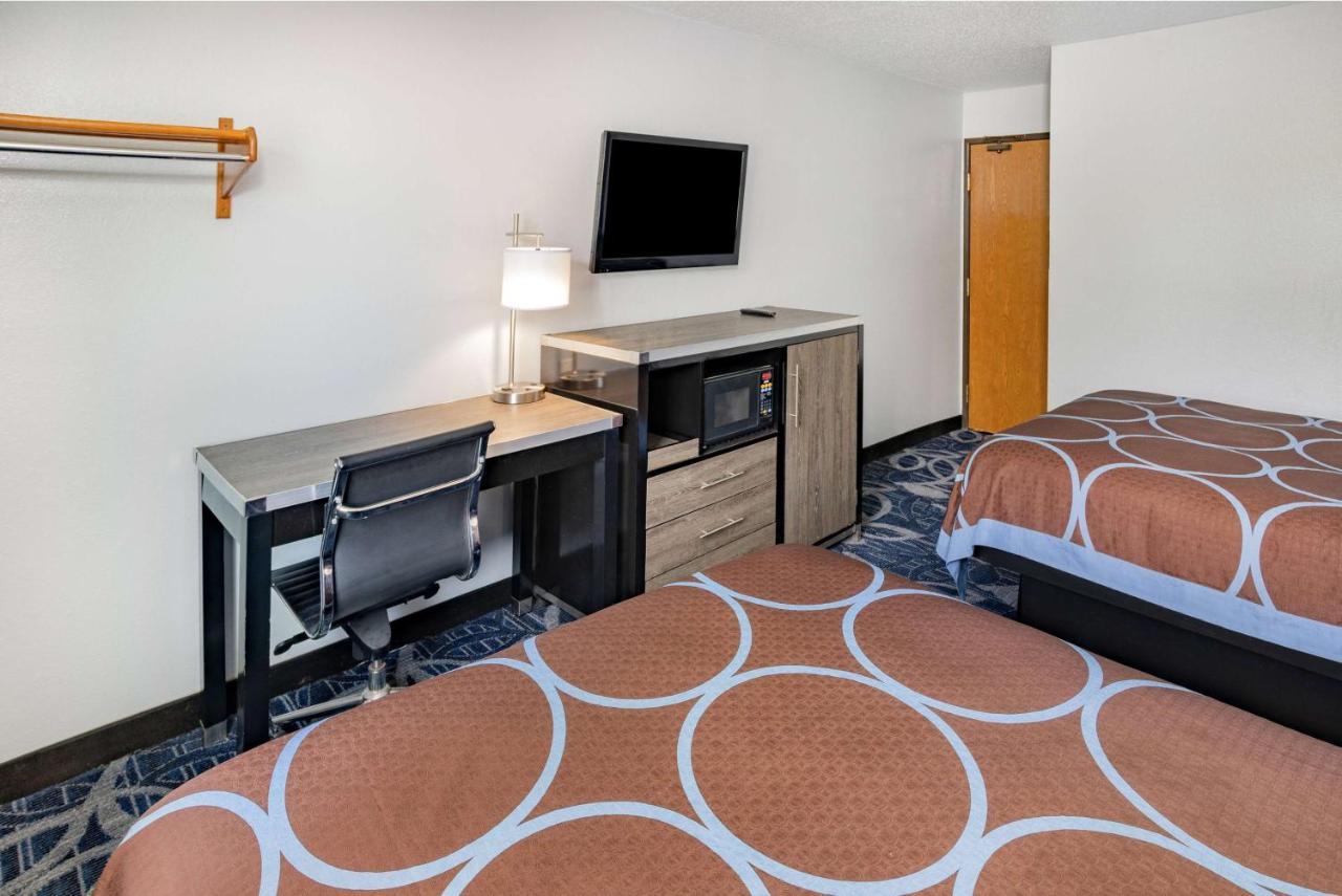 Super 8 By Wyndham Johnstown/Gloversville מראה חיצוני תמונה
